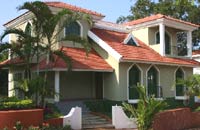 Clarks Inn-Clarks Inn Aguada Beach-Clarks Inn Aguada Beach GOa-Deluxe Hotels Reservation & Booking Budget Accommodation Agents.