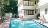 The Prazeres Retreat is situated at Candolim opposite the Prazeres resort and overlooks the verdant paddy fields 