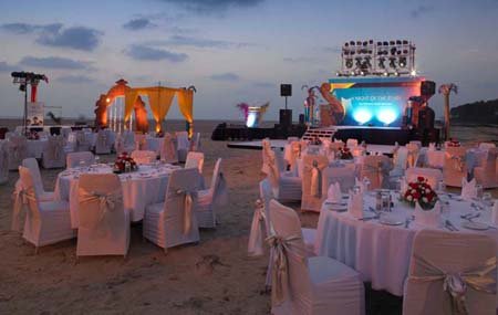 Banquet Beach Side