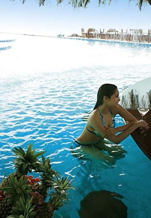 Pool Bar