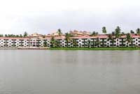 Marinha Dourada Resorte Lake Side  View