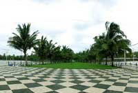 Marinha Dourada Resorte lakes with lawns 
